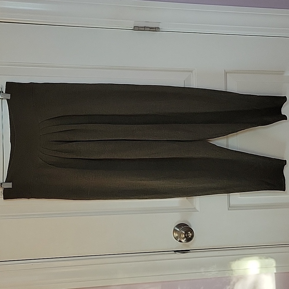 Urban Zen Luxe High Waist Pleated Jogger